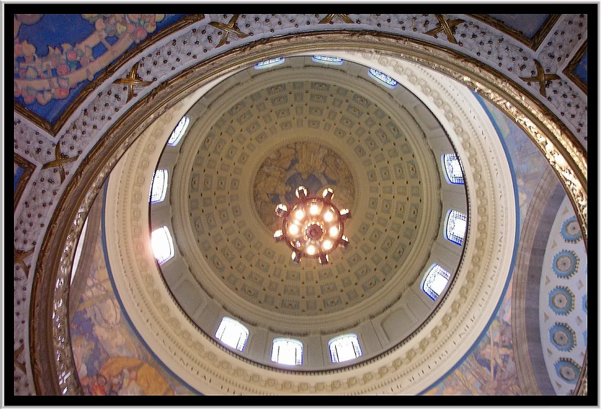 10 Unique Mural Styles in Chambéry to See in 2025